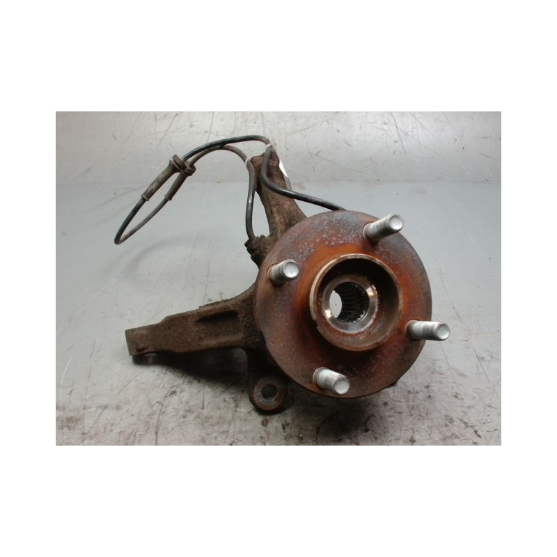 PIVOT AVANT GAUCHE NISSAN MICRA