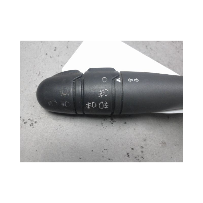 COMMANDE CLIGNOTANT RENAULT LAGUNA II 00-2005