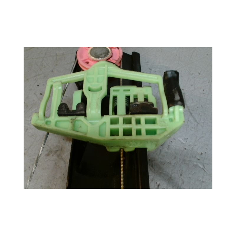 MECANISME+MOTEUR LEVE-GLACE ARRIERE GAUCHE B.M.W. SERIE 1