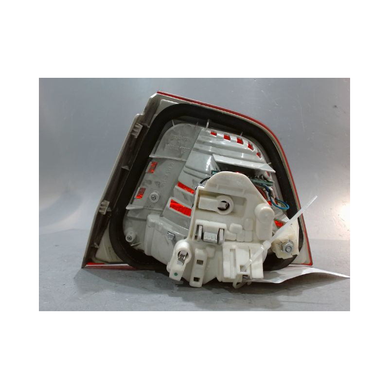 FEU ARRIERE INTERIEUR GAUCHE B.M.W. SERIE 3