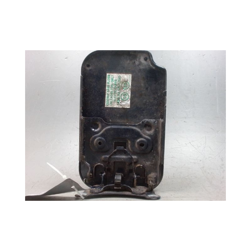 VOLET DE TRAPPE CARBURANT DACIA DOKKER