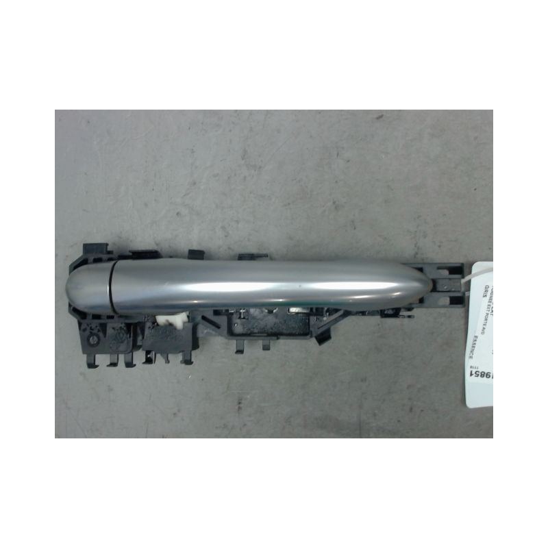 POIGNEE EXTERIEURE PORTE AVANT DROIT RENAULT MEGANE II PH1 C.C 03-05