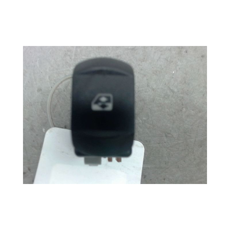 COMMANDE LEVE-GLACE PORTE AVD RENAULT MEGANE II PH1 C.C 03-05