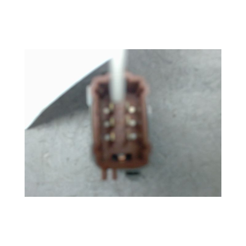 COMMANDE LEVE-GLACE PORTE AVD RENAULT MEGANE II PH1 C.C 03-05