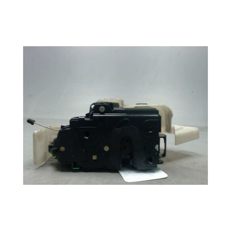 SYSTEME CONDAMNATION ARRIERE DROIT VOLKSWAGEN POLO 02-05