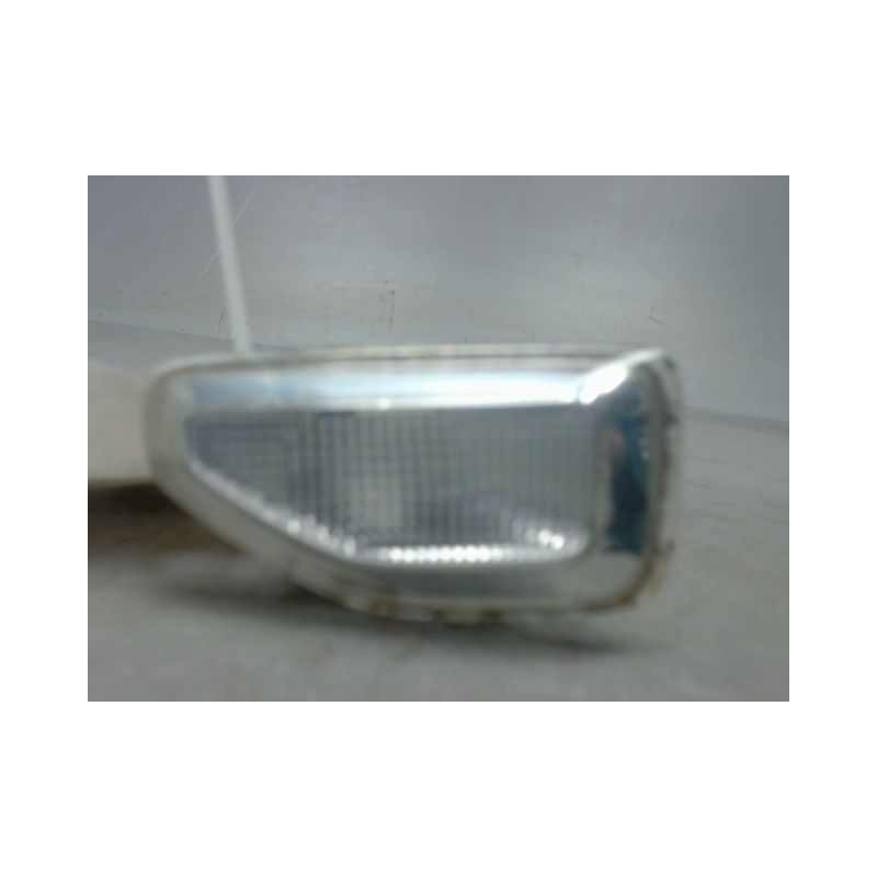 REPETITEUR AILE GAUCHE DACIA SANDERO