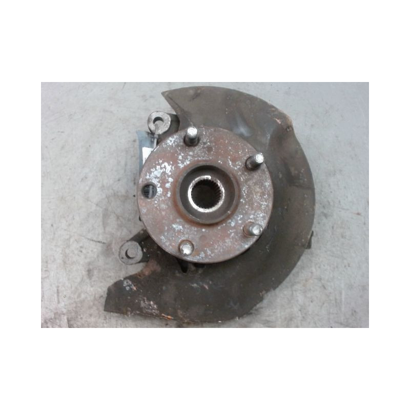 PIVOT AVANT GAUCHE TOYOTA PREVIA -2000