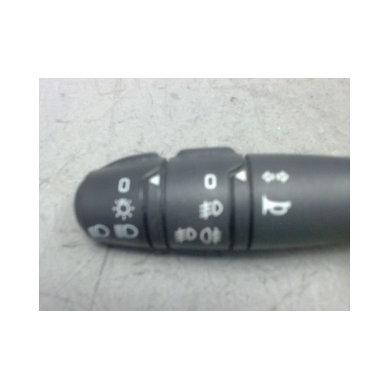 COMMANDE CLIGNOTANT RENAULT TWINGO