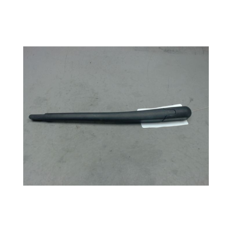 BRAS ESSUIE-GLACE ARRIERE PEUGEOT 206+ 2009-