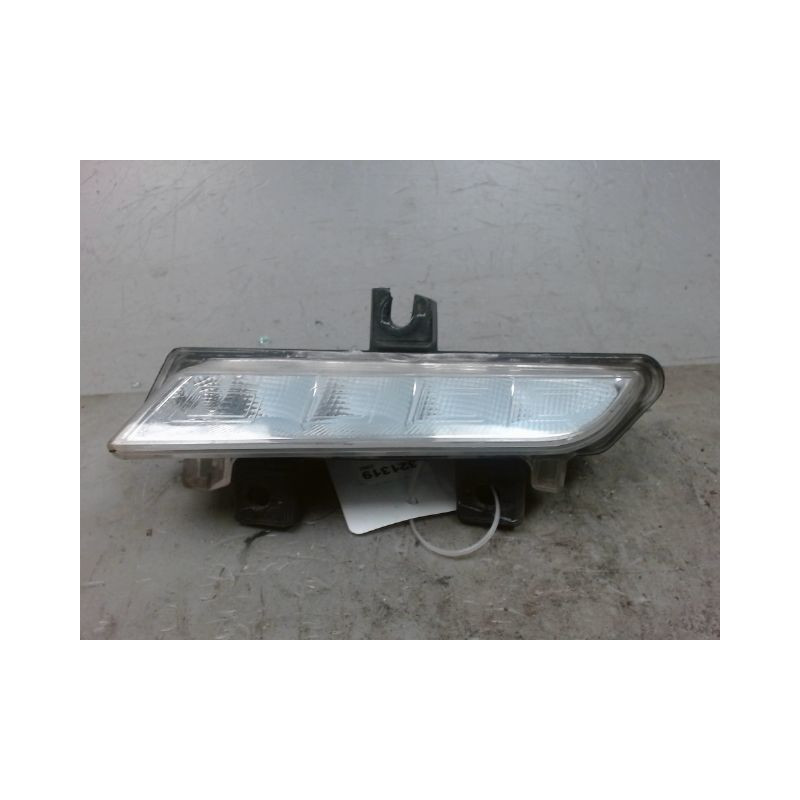 FEUX POSITION GAUCHE RENAULT CLIO