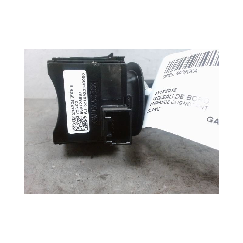 COMMANDE CLIGNOTANT OPEL MOKKA