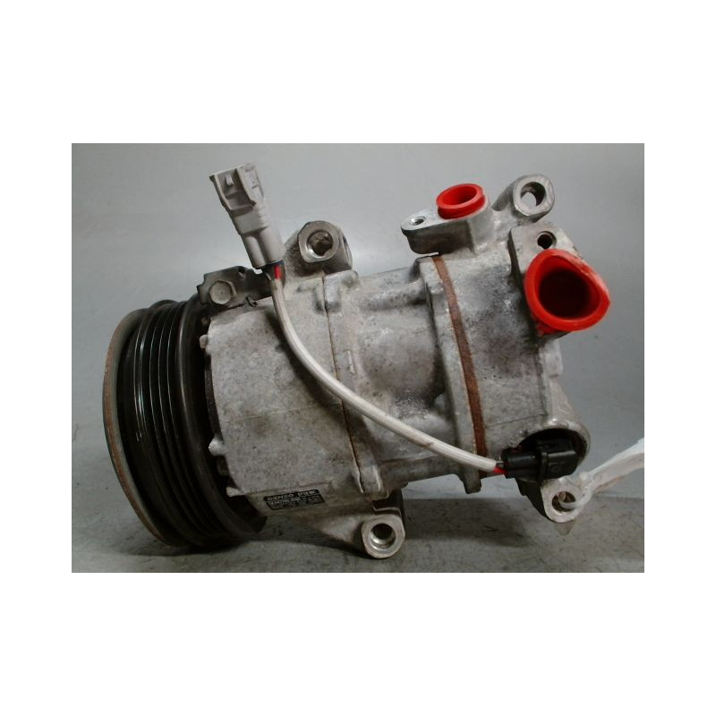 COMPRESSEUR AIR CONDITIONNE TOYOTA AURIS