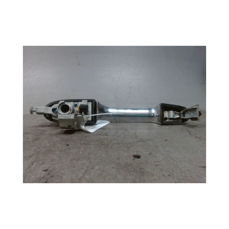 POIGNEE EXTERIEURE PORTE AVANT DROIT FIAT 500