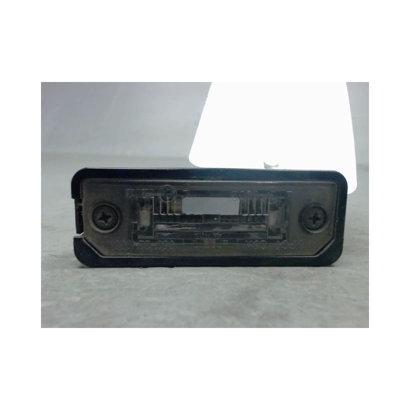 ECLAIREUR PLAQUE DE POLICE VOLKSWAGEN GOLF V 2003-2009