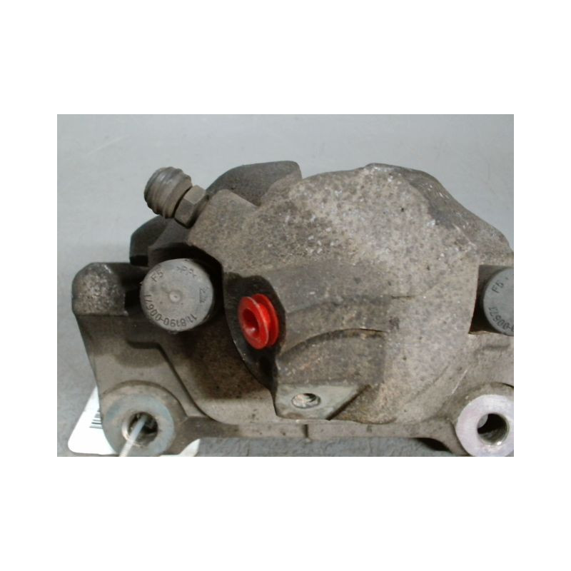 ETRIER DE FREIN AVANT DROIT AUDI A4 2004-