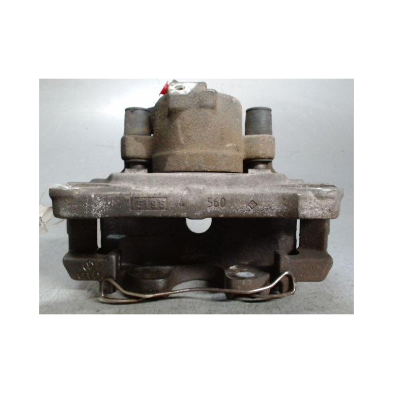 ETRIER DE FREIN AVANT DROIT AUDI A4 2004-