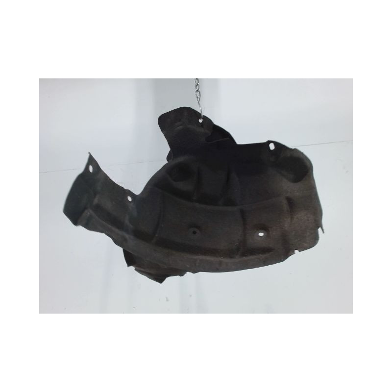 PARE-BOUE AVANT DROIT RENAULT SCENIC