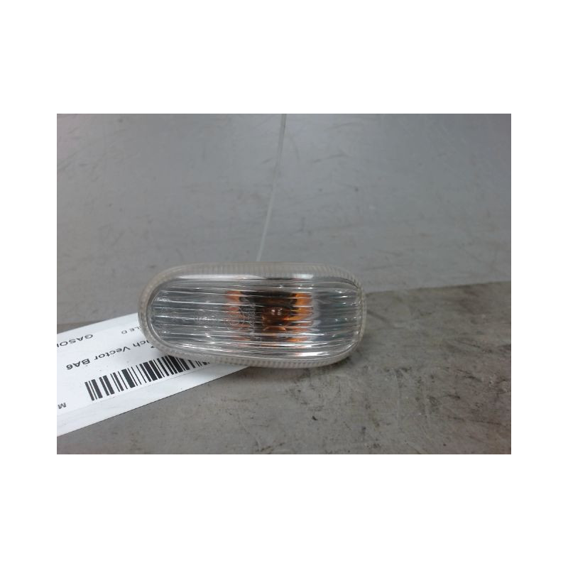 REPETITEUR AILE DROIT SAAB 9-3 2007-