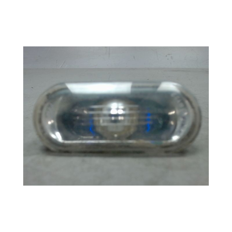 REPETITEUR AILE DROIT VOLKSWAGEN GOLF