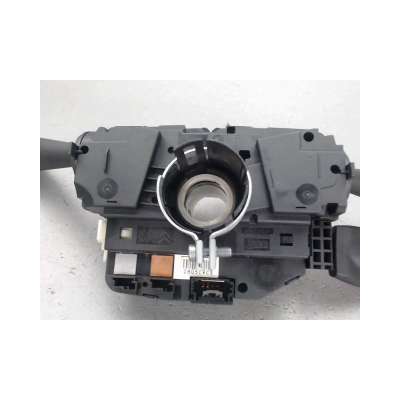 BLOC COMMODOS PEUGEOT 208