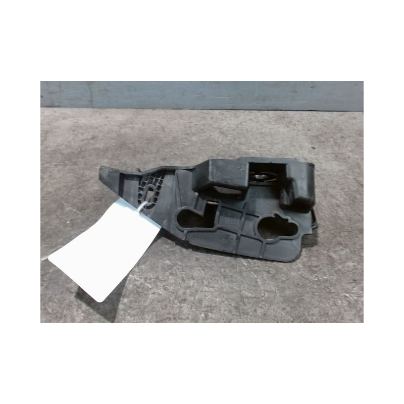 SUPPORT PARE-CHOC AVG PEUGEOT 308 2007-