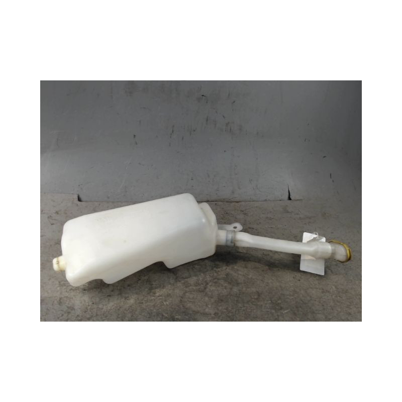 RESERVOIR LAVE-GLACE AVANT RENAULT CLIO III 2009-