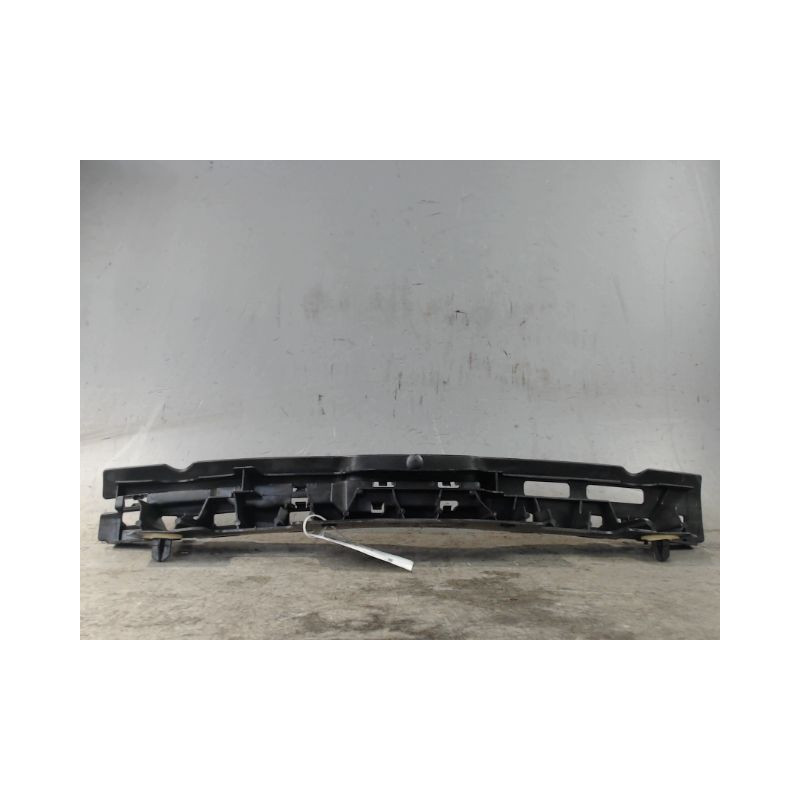 SUPPORT CENTRAL PARE-CHOC ARRIERE  RENAULT CLIO III 2009-