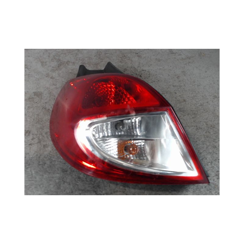 FEU ARRIERE GAUCHE  RENAULT CLIO III 2010-