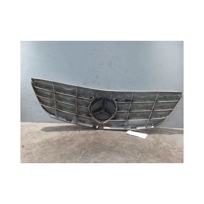 CALANDRE MERCEDES CLASSE B 05-08