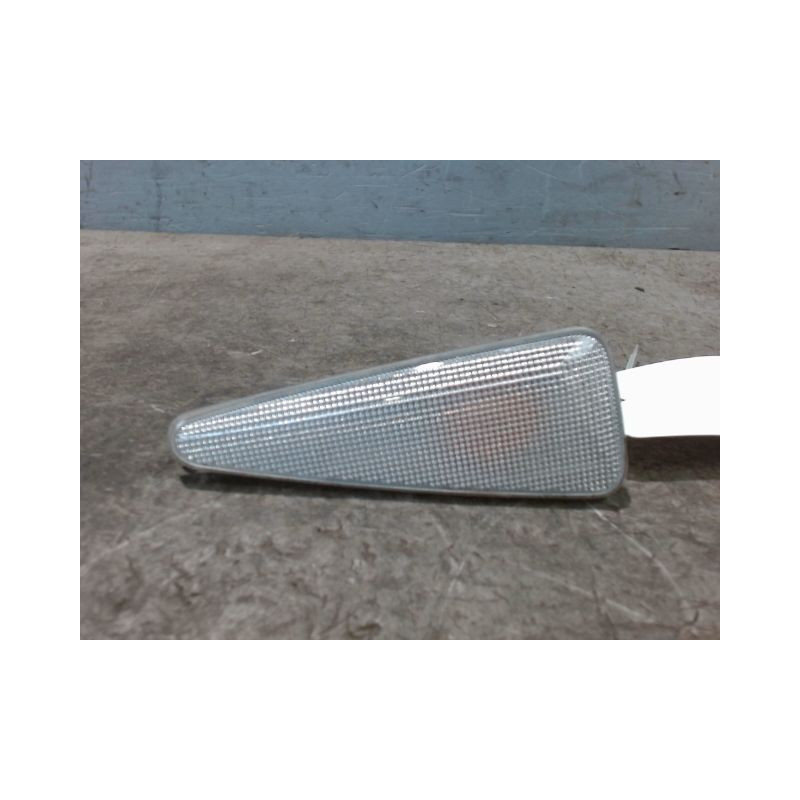 REPETITEUR AILE GAUCHE DACIA SANDERO 2008-