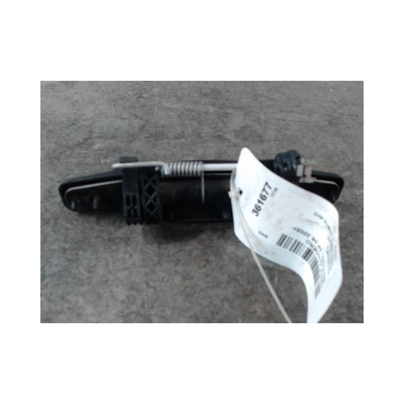 POIGNEE EXTERIEURE PORTE AVANT DROIT DACIA SANDERO 2008-
