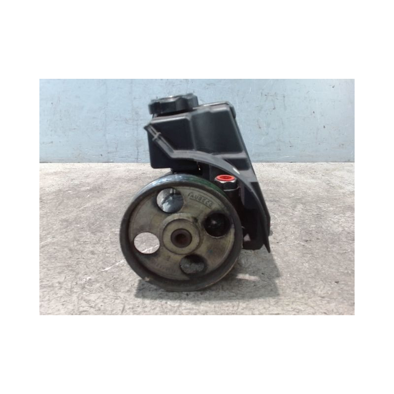 POMPE DIRECTION ASSISTEE PEUGEOT PARTNER BREAK 2002-
