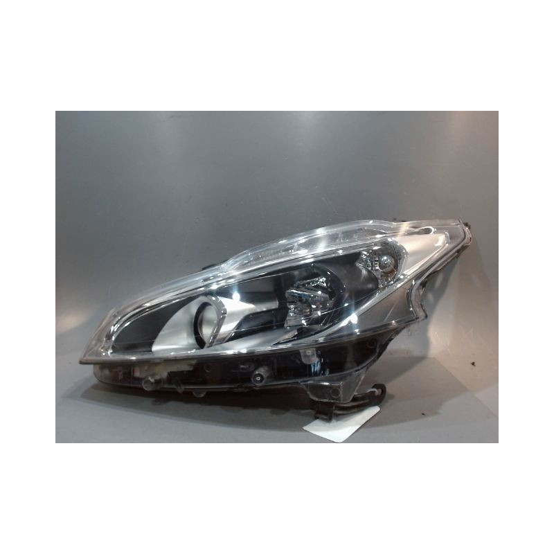 PHARE GAUCHE PEUGEOT 208