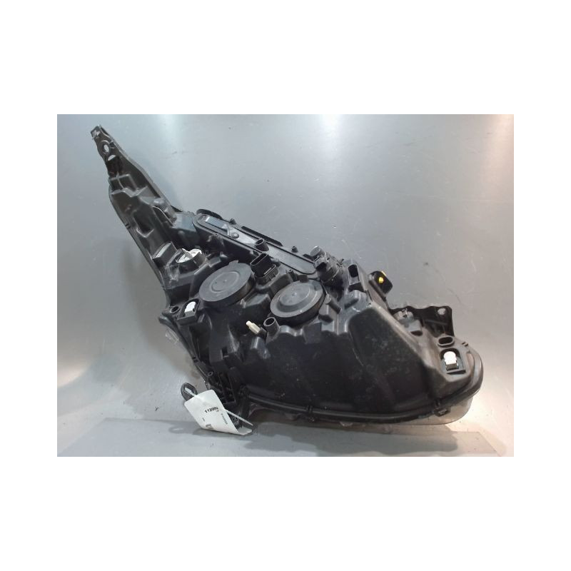 PHARE GAUCHE PEUGEOT 208