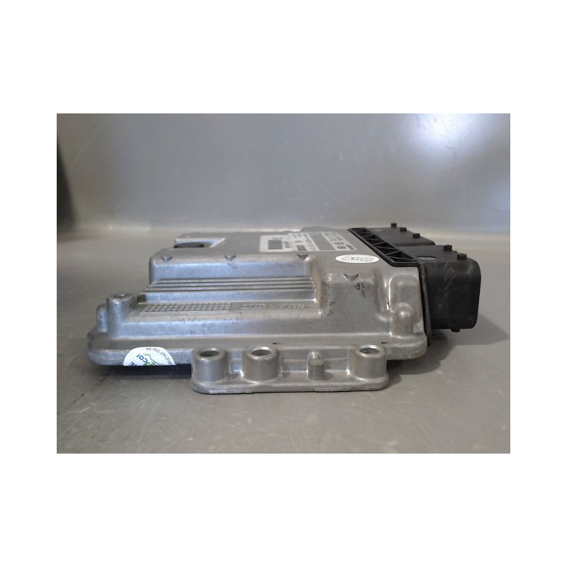 CALCULATEUR MOTEUR KIA SPORTAGE
