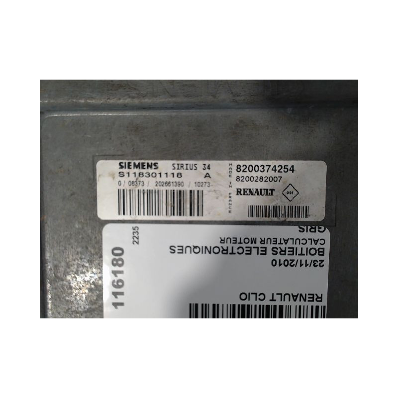 CALCULATEUR MOTEUR RENAULT CLIO