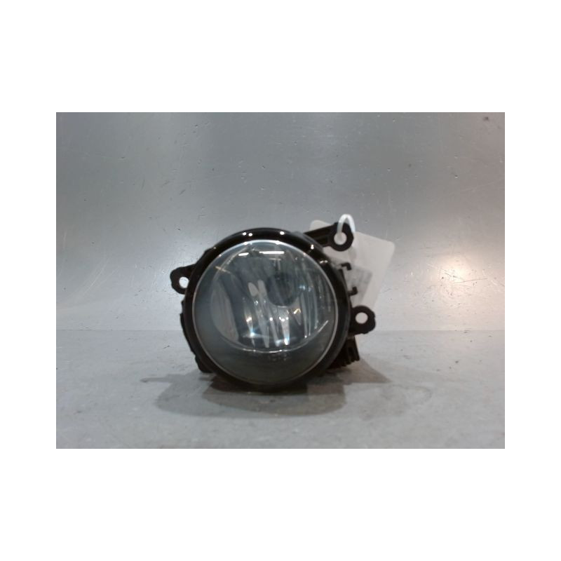 PHARE ANTIBROUILLARD AVANT DROIT RENAULT CAPTUR