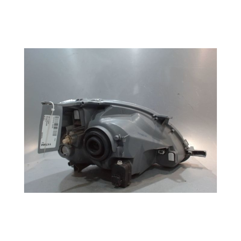 PHARE GAUCHE TOYOTA YARIS