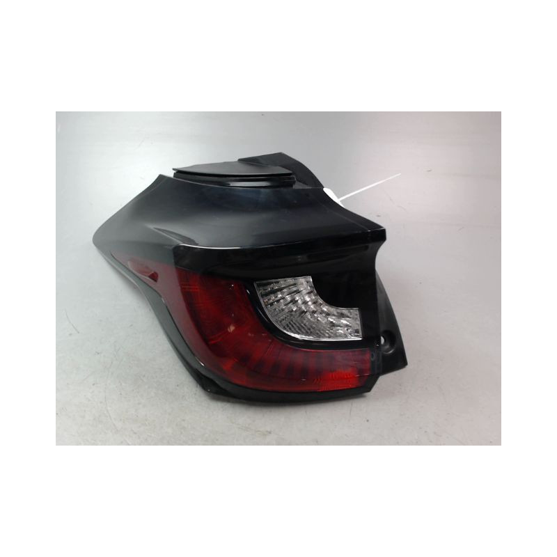FEU ARRIERE GAUCHE  TOYOTA YARIS 2005-