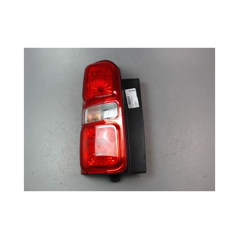 FEU ARRIERE GAUCHE  PEUGEOT EXPERT TOLE 2007-
