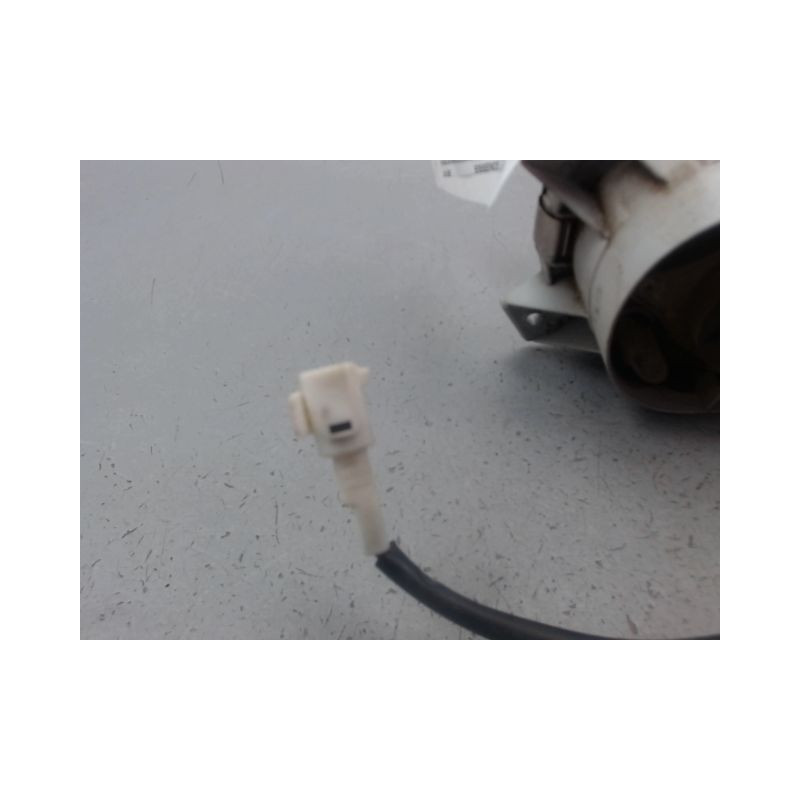 PHARE ANTIBROUILLARD AVANT DROIT SUZUKI WAGON-R BREAK Phase 2 2000-2007