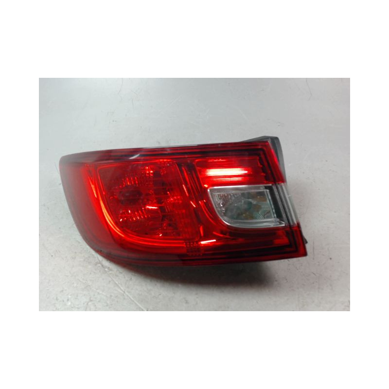 FEU ARRIERE GAUCHE  RENAULT CLIO IV Phase 1 2012-...