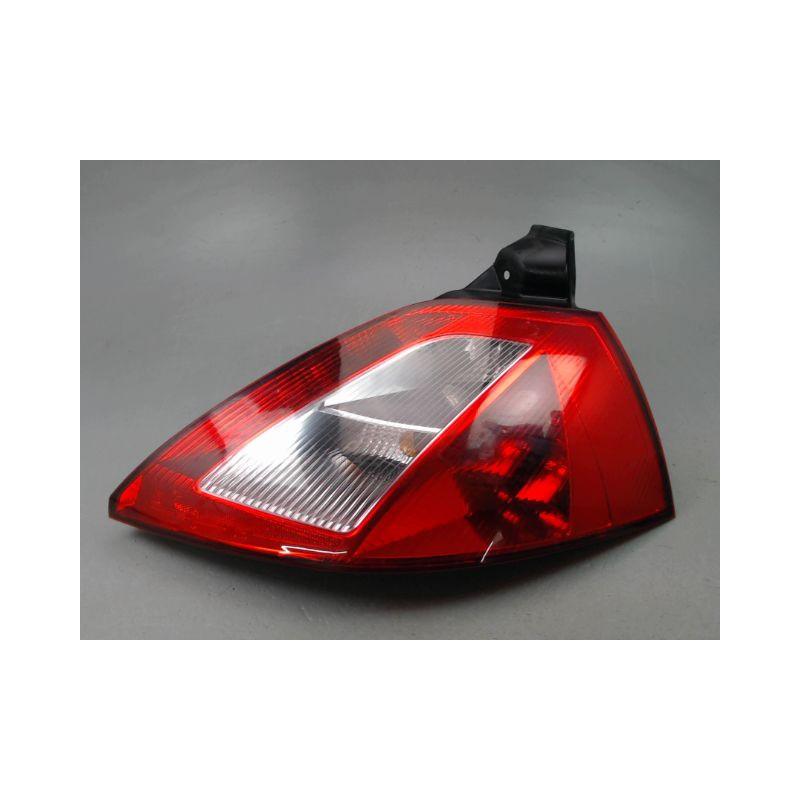 FEU ARRIERE DROIT RENAULT MEGANE II Phase 1 2002-2005