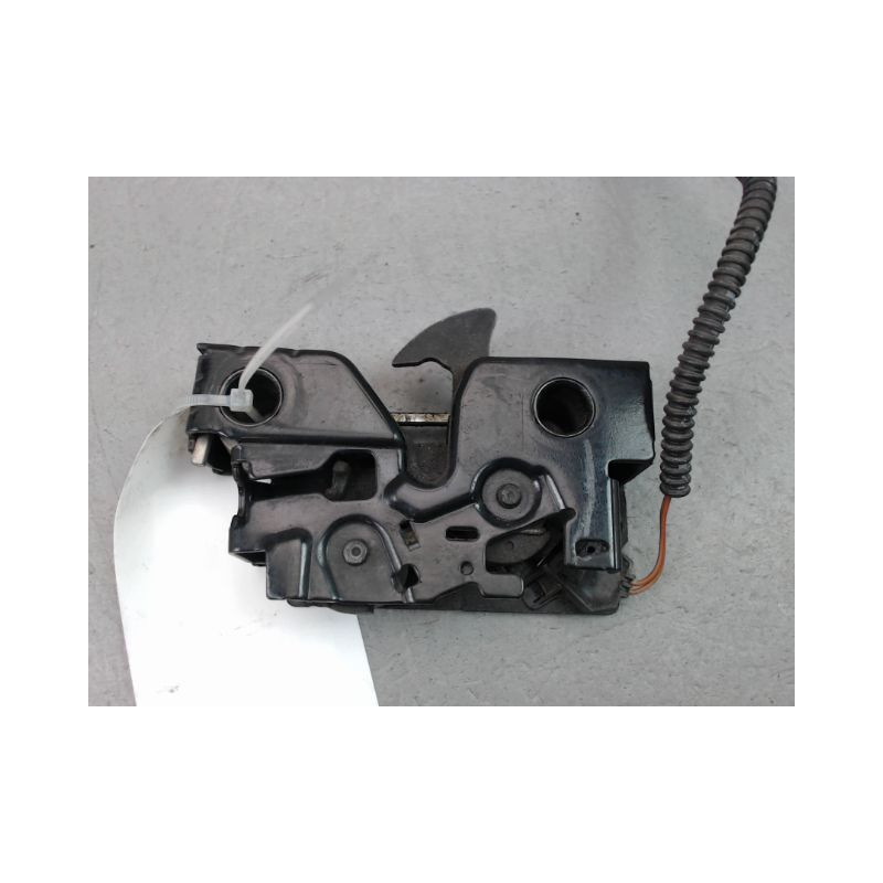 SERRURE CAPOT SEAT LEON 2009-