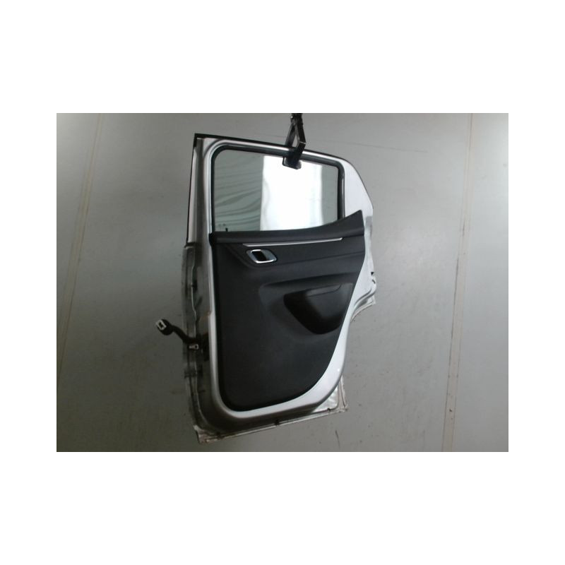 PORTE ARRIERE DROIT DACIA SPRING