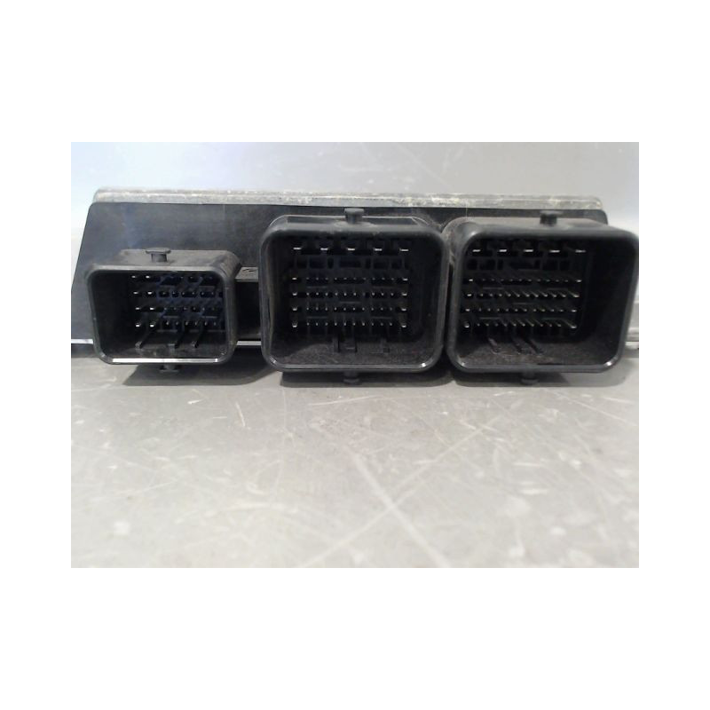 CALCULATEUR MOTEUR PEUGEOT 208