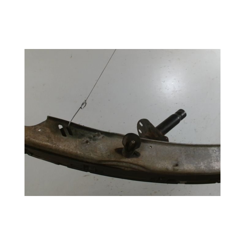 RENFORT PARE-CHOC AVANT B.M.W. SERIE 3