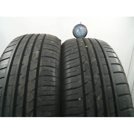 Paire de pneus WINRUN R330 175 65 14 82 T