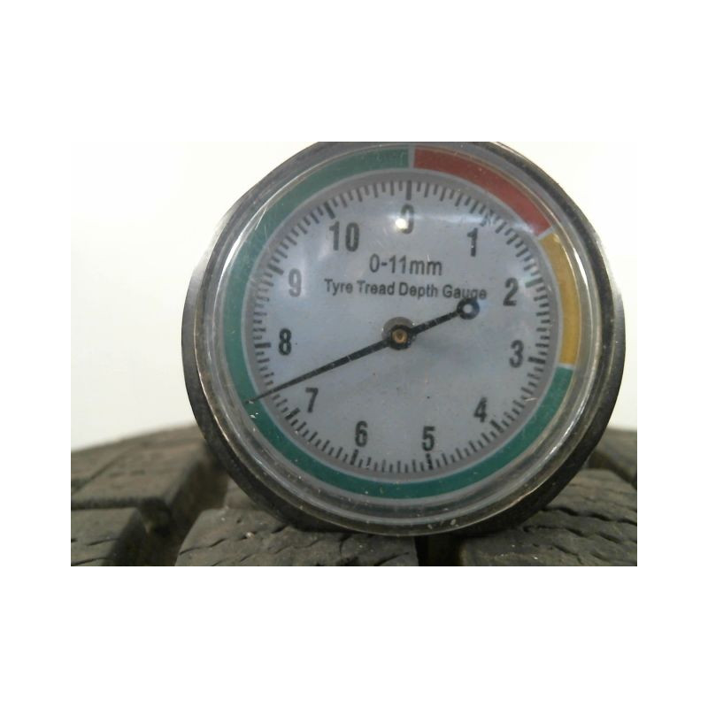 Paire de pneus FALKEN EUROWINTER VANO1 205 70 15 106 R