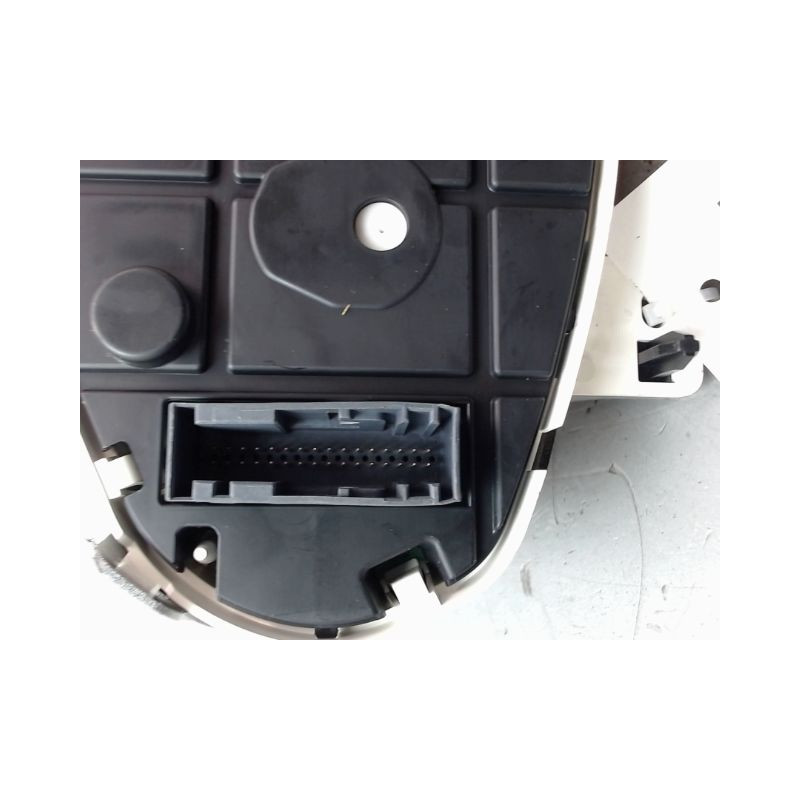 BLOC COMPTEURS FORD FIESTA VI Phase 1 2008-2012